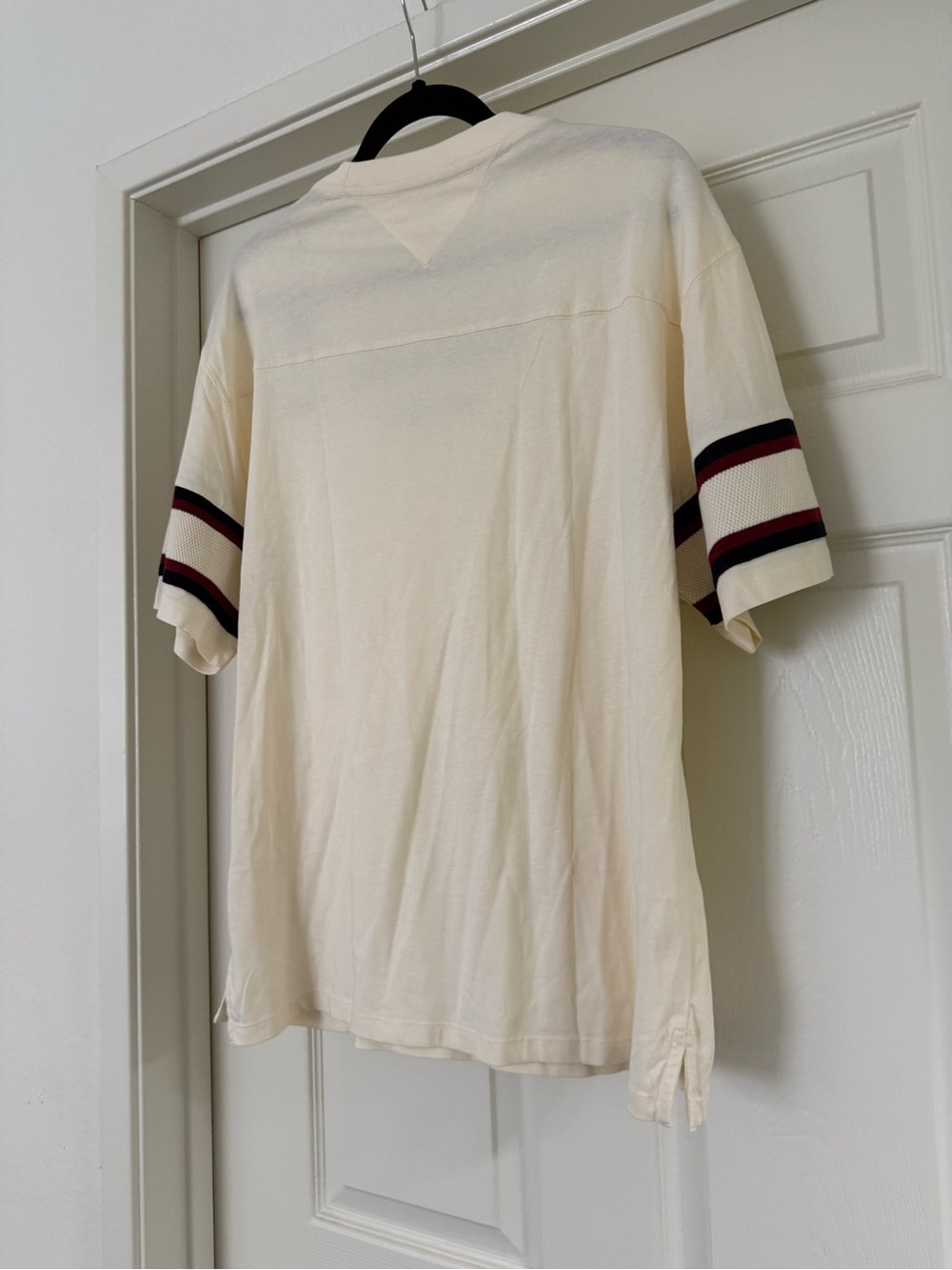Tommy Hilfiger Cream 'Hilfiger New York' Oversized Short Sleeve Shirt - Picture 4 of 9